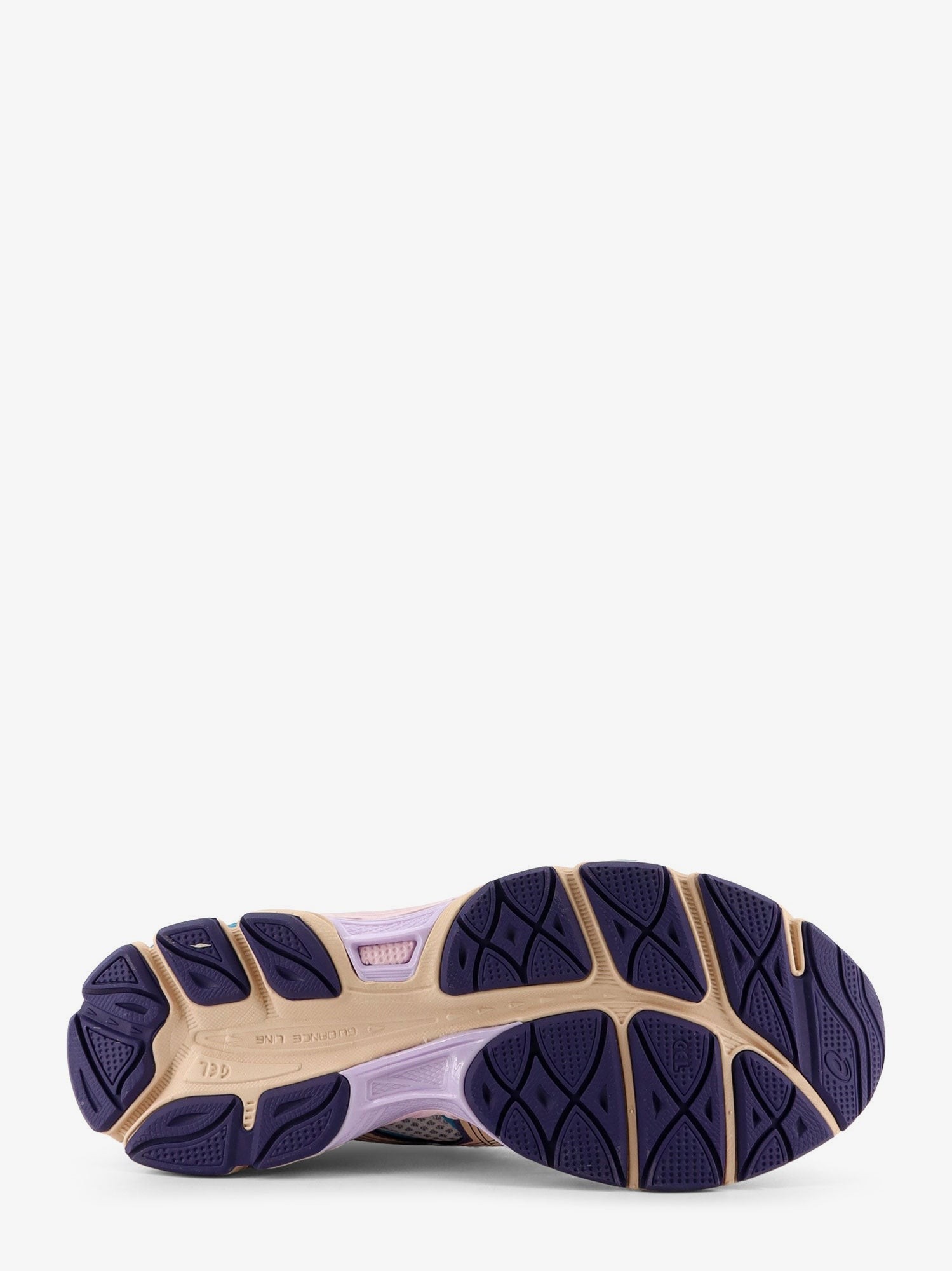 nanito_source_url:https://nokinstyle.com/2407865/gel-cumulus-16-mesh-sneakers.jpg