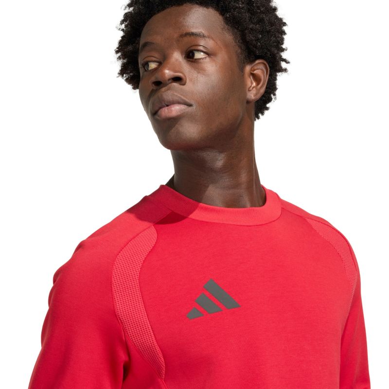 nanito_source_url:https://b2bsportswholesale.net/public/storage/productimages/df/68/94/26/2165402/image/xlarge_clean.jpg