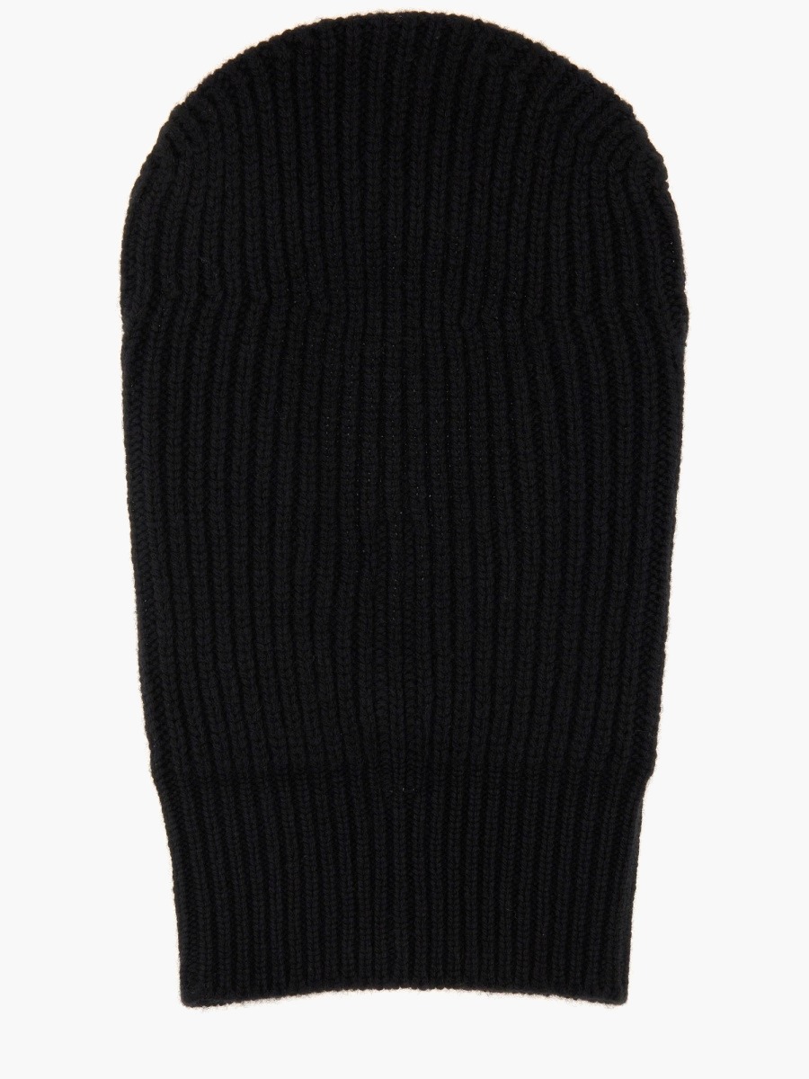nanito_source_url:https://nokinstyle.com/2369992/knitted-balaclava.jpg