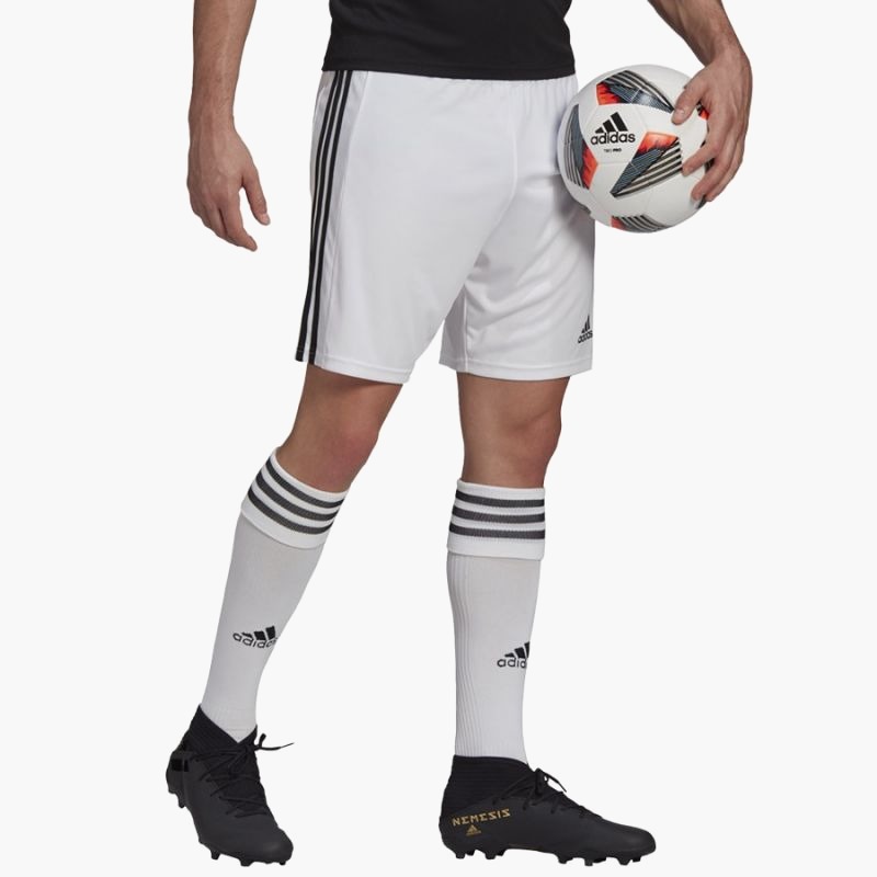 nanito_source_url:https://b2bsportswholesale.net/public/storage/productimages/12/de/fe/aa/648836/image/xlarge_clean.jpg