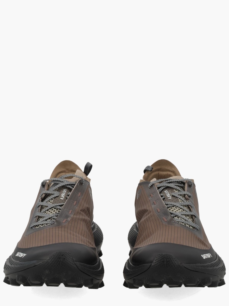 nanito_source_url:https://nokinstyle.com/2418586/sneaker-therocker.jpg