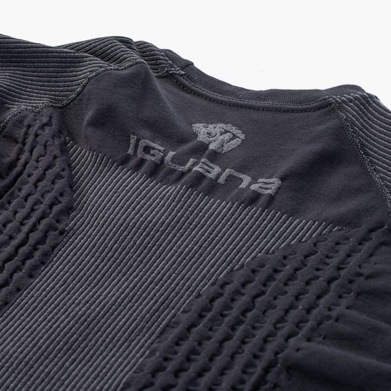nanito_source_url:https://b2bsportswholesale.net/public/storage/productimages/d6/1a/2f/07/1051773/image/xlarge_clean.jpg