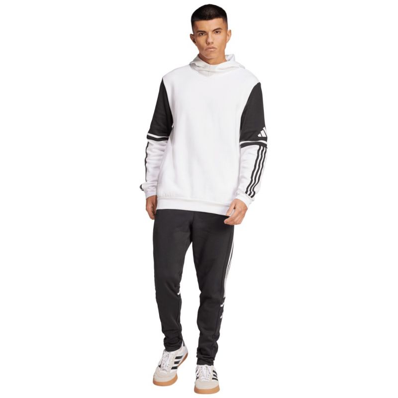 nanito_source_url:https://b2bsportswholesale.net/public/storage/productimages/e7/45/df/ca/1429312/image/xlarge_clean.jpg