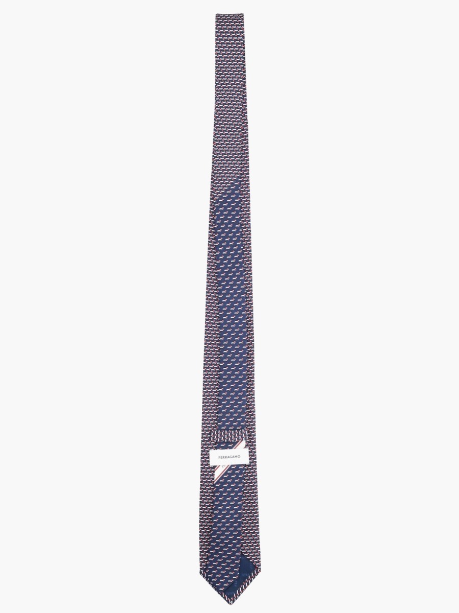 nanito_source_url:https://nokinstyle.com/2330897/silk-tie.jpg