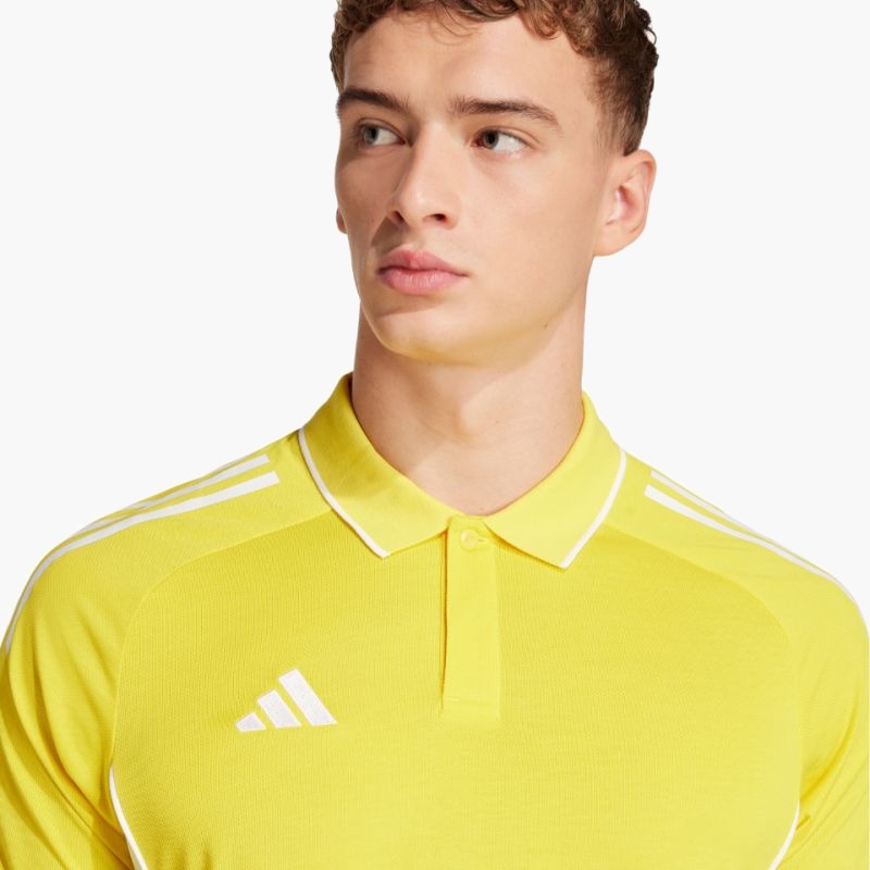 nanito_source_url:https://b2bsportswholesale.net/public/storage/productimages/51/6e/61/69/1510391/image/xlarge_clean.jpg