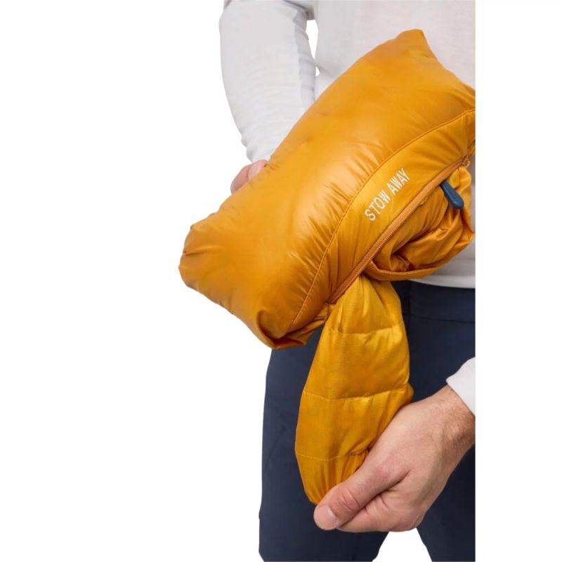 nanito_source_url:https://b2bsportswholesale.net/public/storage/productimages/59/ba/47/c5/1356437/image/xlarge_clean.jpg