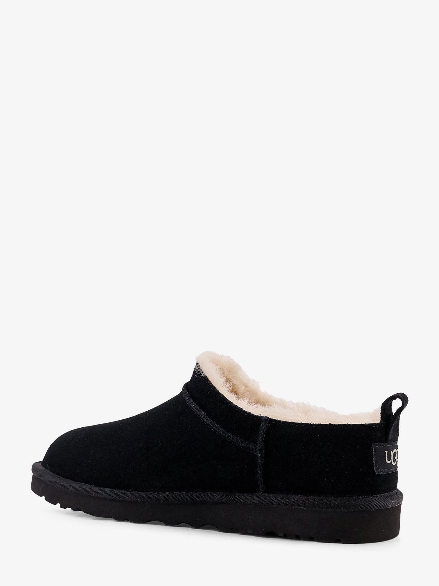 nanito_source_url:https://nokinstyle.com/2399819/m-classic-micro-suede-sandals.jpg