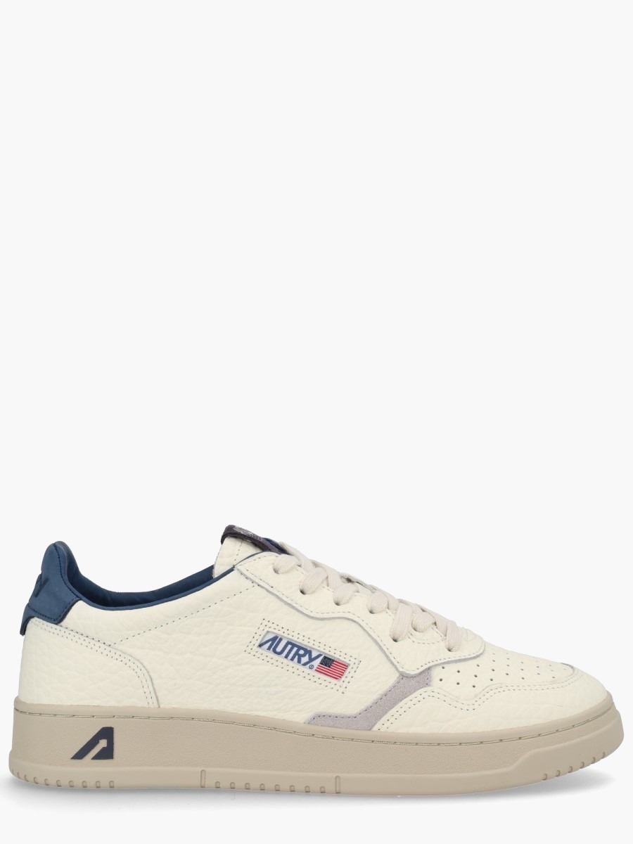 nanito_source_url:https://nokinstyle.com/2329320/medalist-low-sneaker.jpg