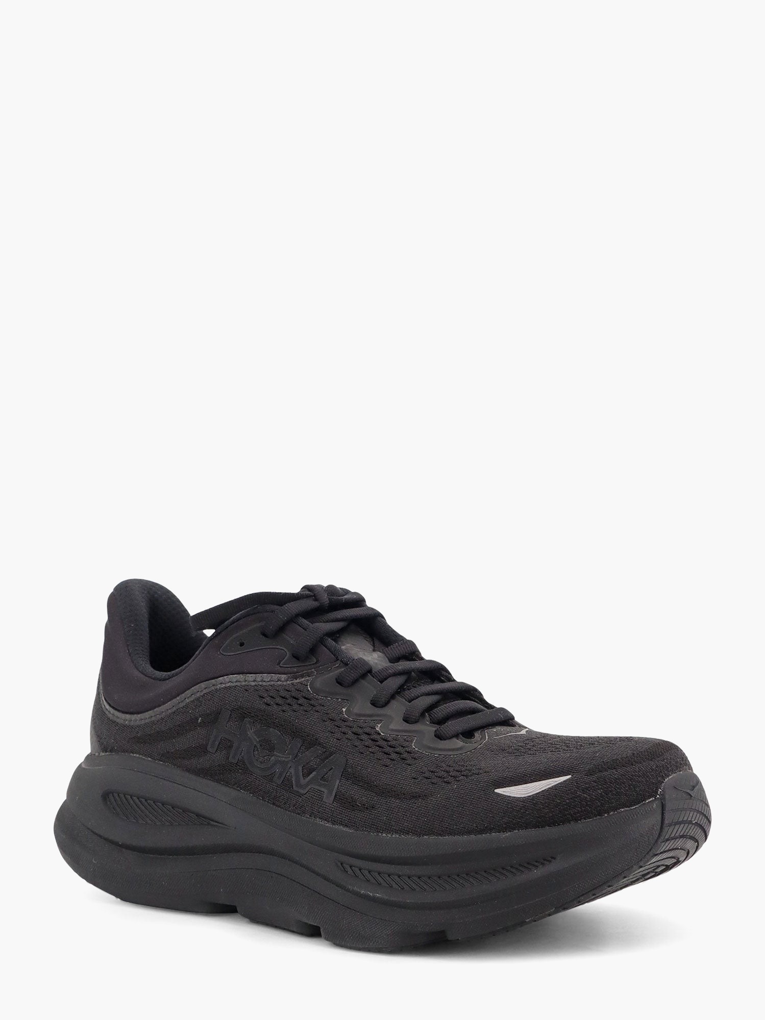 nanito_source_url:https://nokinstyle.com/2406256/nylon-m-bondi-sneakers-with-logo-on-the-side.jpg