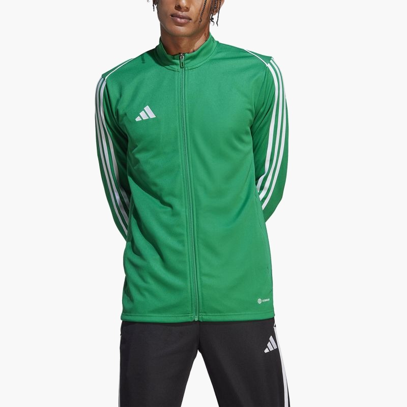 nanito_source_url:https://b2bsportswholesale.net/public/storage/productimages/7b/2c/ca/6f/933591/image/xlarge_clean.jpg