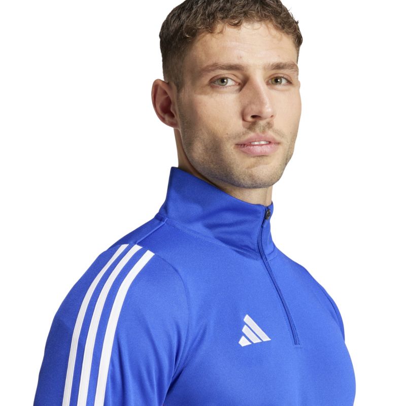 nanito_source_url:https://b2bsportswholesale.net/public/storage/productimages/6d/fd/21/e1/1399095/image/xlarge_clean.jpg