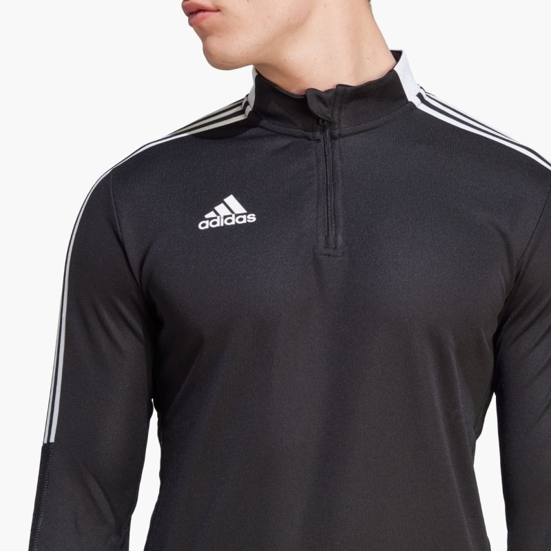 nanito_source_url:https://b2bsportswholesale.net/public/storage/productimages/54/f0/67/f4/2292360/image/xlarge_clean.jpg