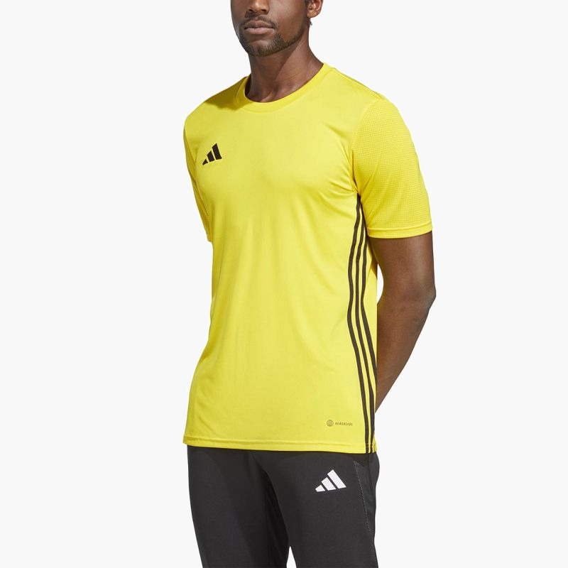 nanito_source_url:https://b2bsportswholesale.net/public/storage/productimages/68/9a/89/89/1418210/image/xlarge_clean.jpg