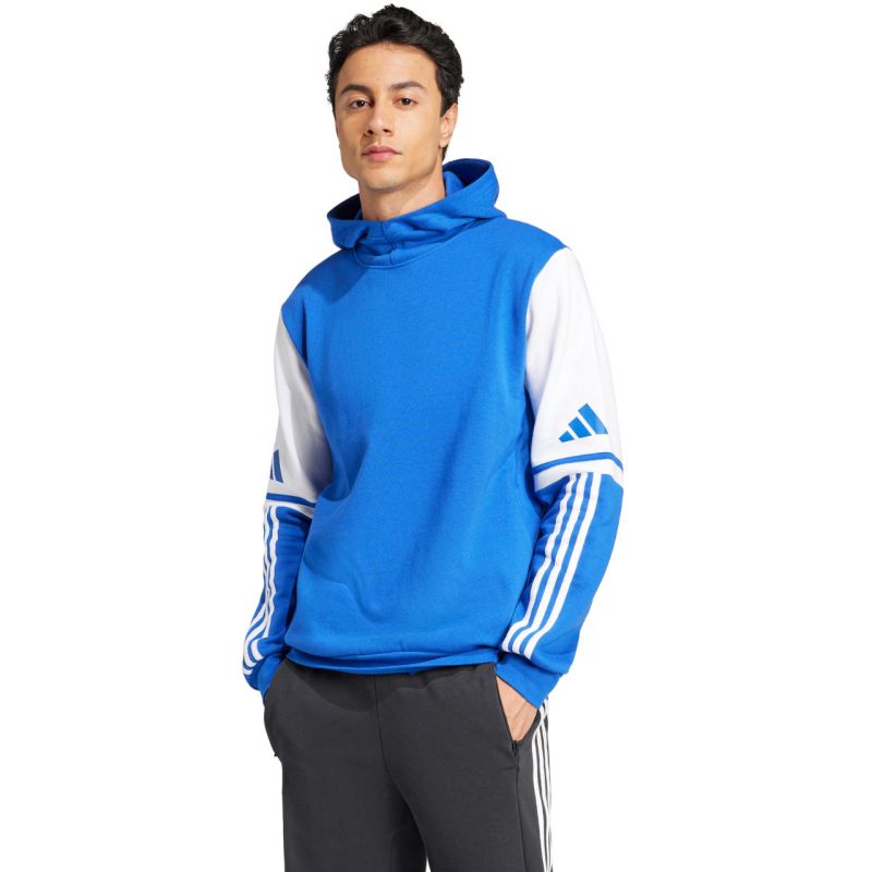 nanito_source_url:https://b2bsportswholesale.net/public/storage/productimages/88/24/92/4c/1433784/image/xlarge_clean.jpg
