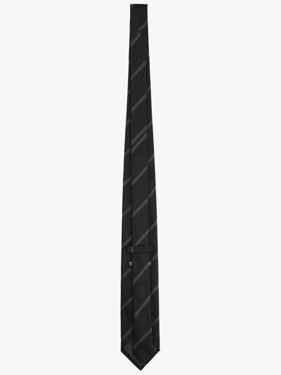 nanito_source_url:https://nokinstyle.com/2337250/printed-silk-tie.jpg