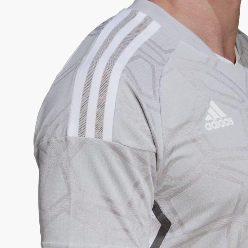 nanito_source_url:https://b2bsportswholesale.net/public/storage/productimages/02/eb/cf/67/2245220/image/xlarge_clean.jpg