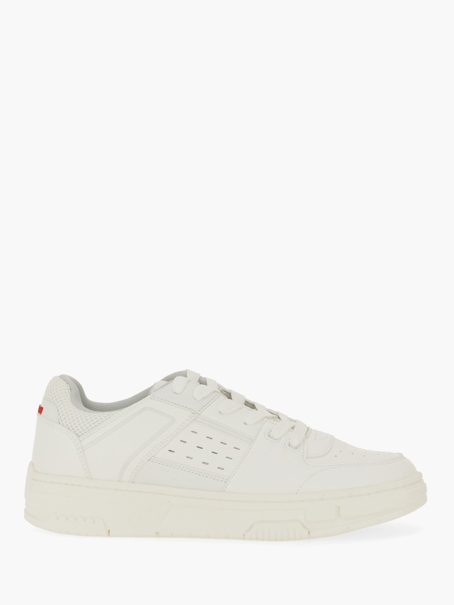 nanito_source_url:https://nokinstyle.com/2370961/yarrow-sneaker.jpg