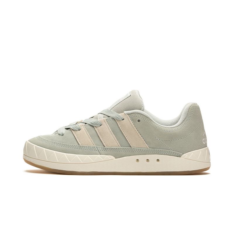 nanito_source_url:https://b2bsportswholesale.net/public/storage/productimages/bd/dd/0e/3f/1336261/image/xlarge_clean.jpg