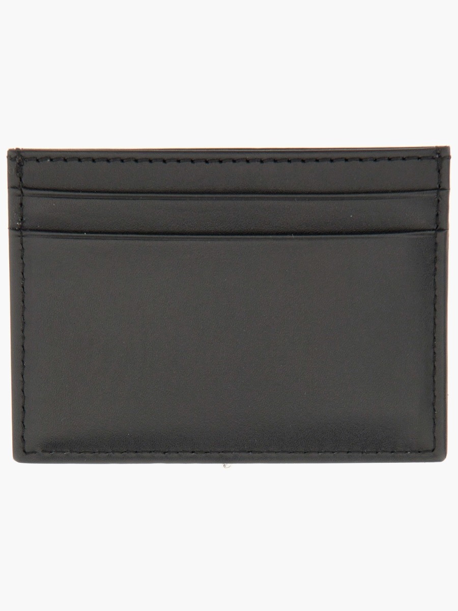 nanito_source_url:https://nokinstyle.com/2342455/leather-card-holder.jpg