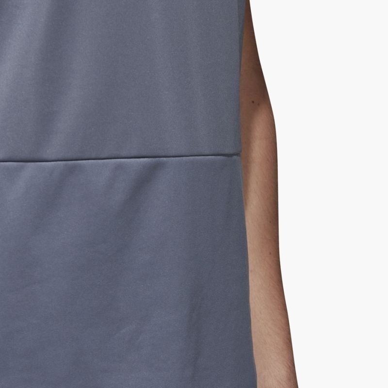 nanito_source_url:https://b2bsportswholesale.net/public/storage/productimages/f3/fd/e3/84/439660/image/xlarge_clean.jpg