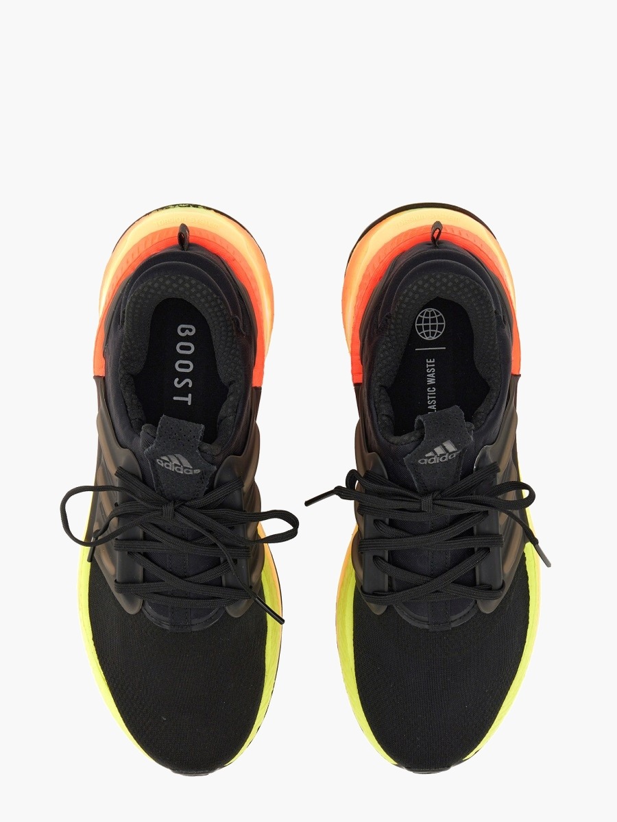 nanito_source_url:https://nokinstyle.com/2319968/sneaker-xplrboost.jpg