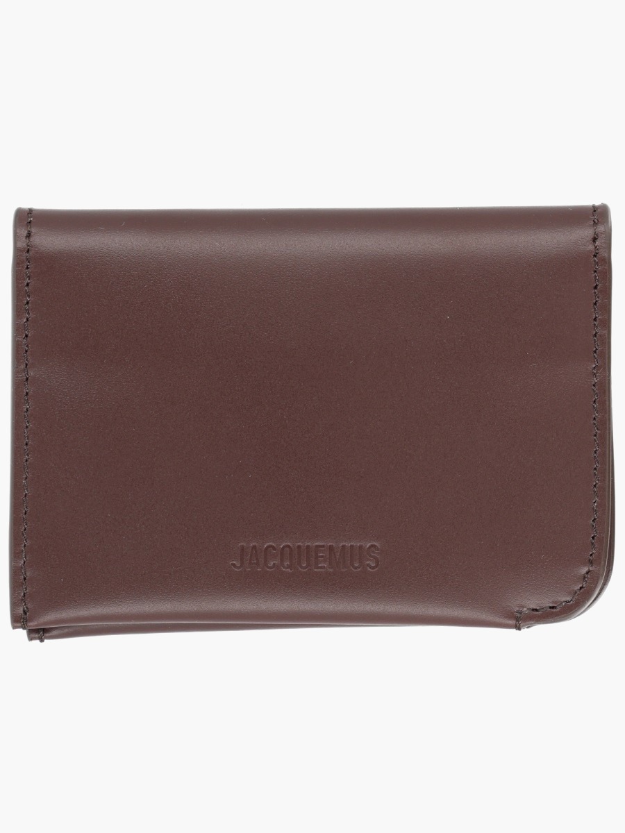 nanito_source_url:https://nokinstyle.com/2338374/curved-wallet.jpg