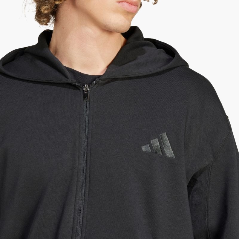 nanito_source_url:https://b2bsportswholesale.net/public/storage/productimages/e9/0e/3c/d9/1790113/image/xlarge_clean.jpg