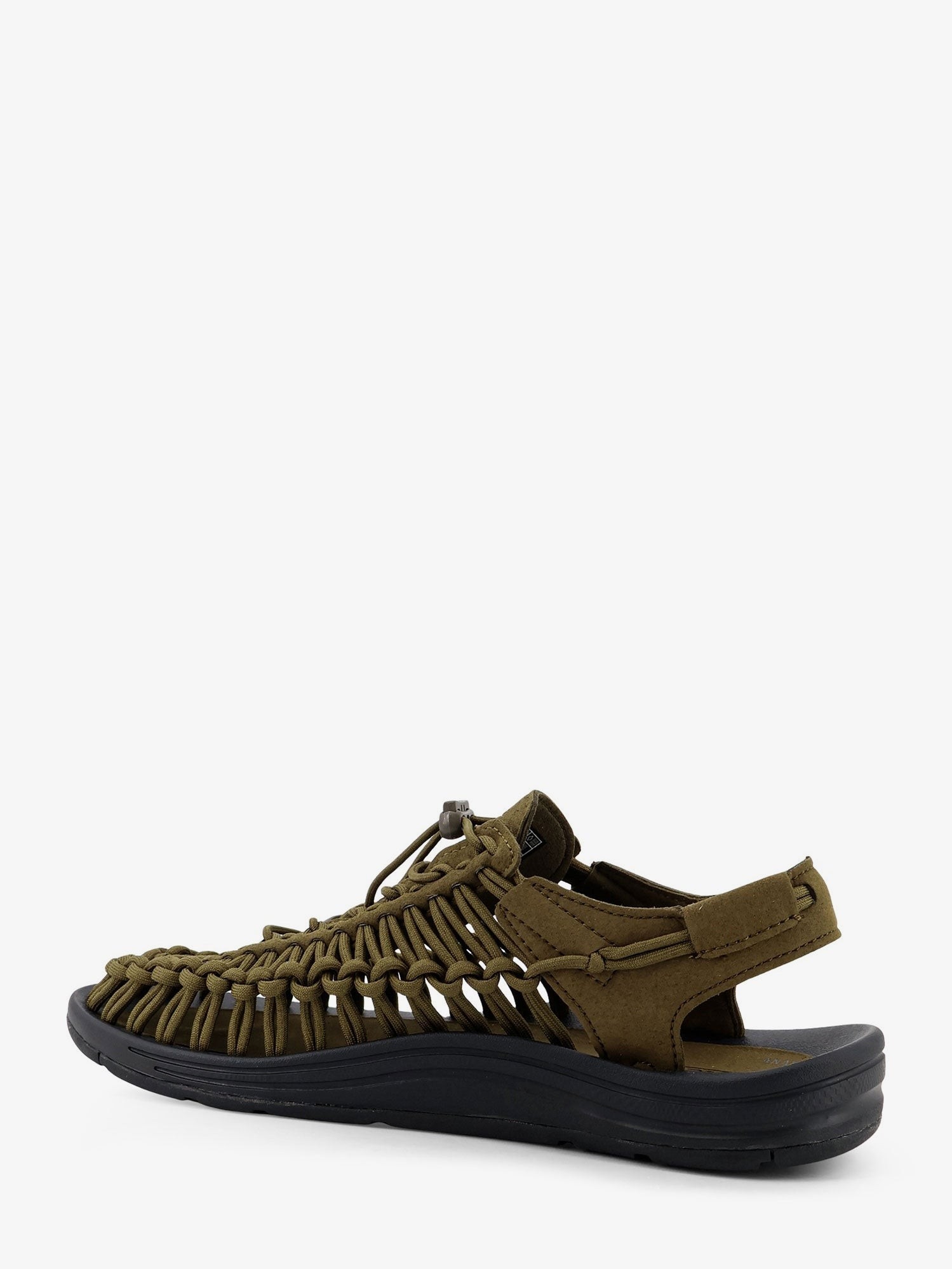 nanito_source_url:https://nokinstyle.com/2440782/uneek-m-suede-sneakers.jpg