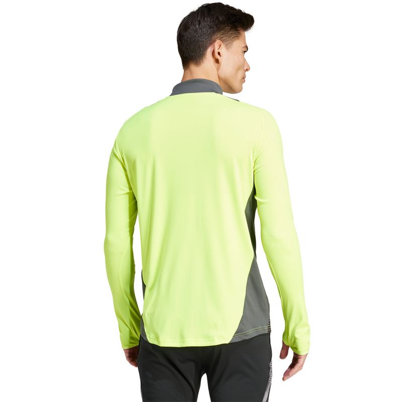 nanito_source_url:https://b2bsportswholesale.net/public/storage/productimages/39/5b/75/02/1094138/image/xlarge_clean.jpg
