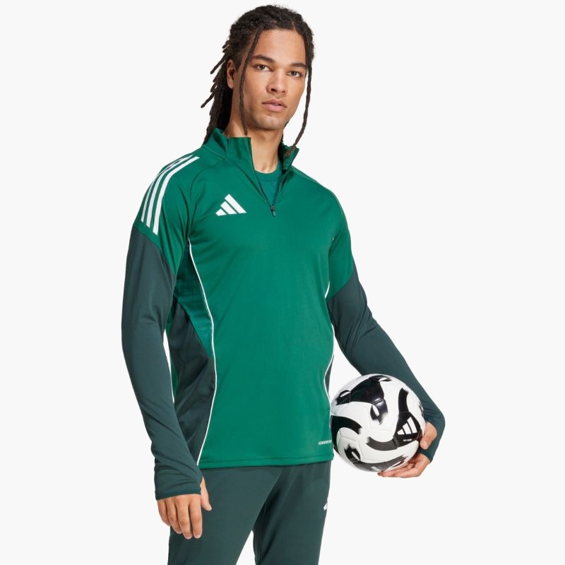 nanito_source_url:https://b2bsportswholesale.net/public/storage/productimages/4c/70/be/d6/1444150/image/xlarge_clean.jpg
