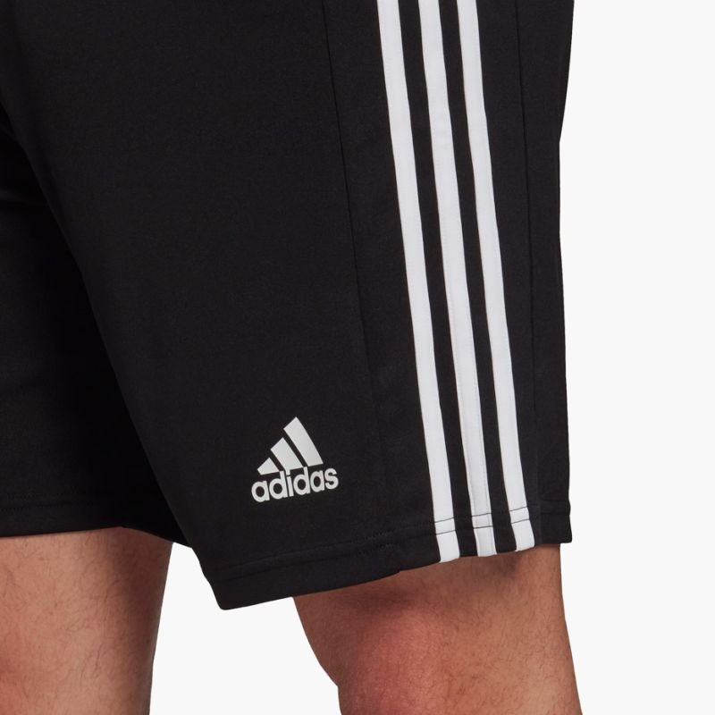 nanito_source_url:https://b2bsportswholesale.net/public/storage/productimages/c4/af/fc/bb/2186258/image/xlarge_clean.jpg