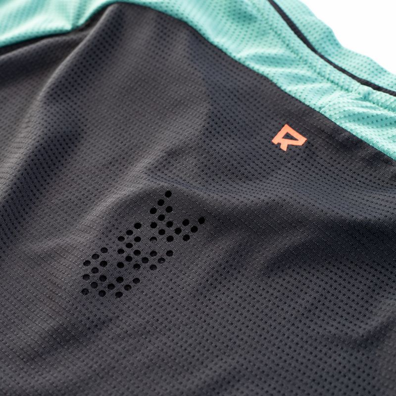 nanito_source_url:https://b2bsportswholesale.net/public/storage/productimages/e0/c7/64/a7/1491004/image/xlarge_clean.jpg