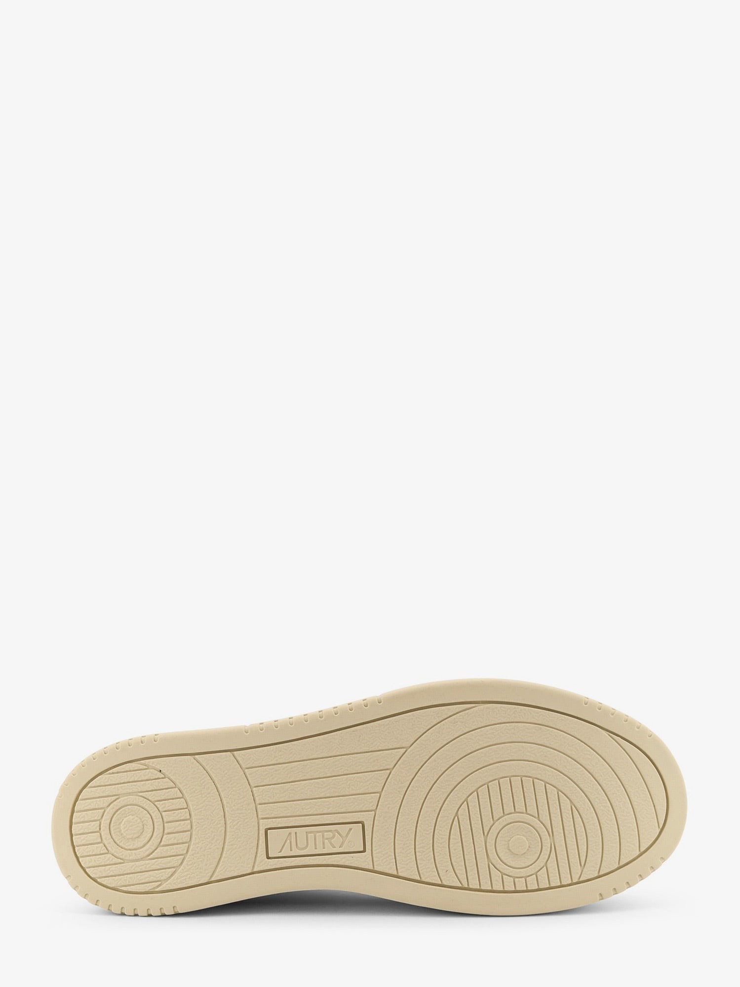 nanito_source_url:https://nokinstyle.com/2442480/medalist-low-leather-sneakers-with-side-logo.jpg