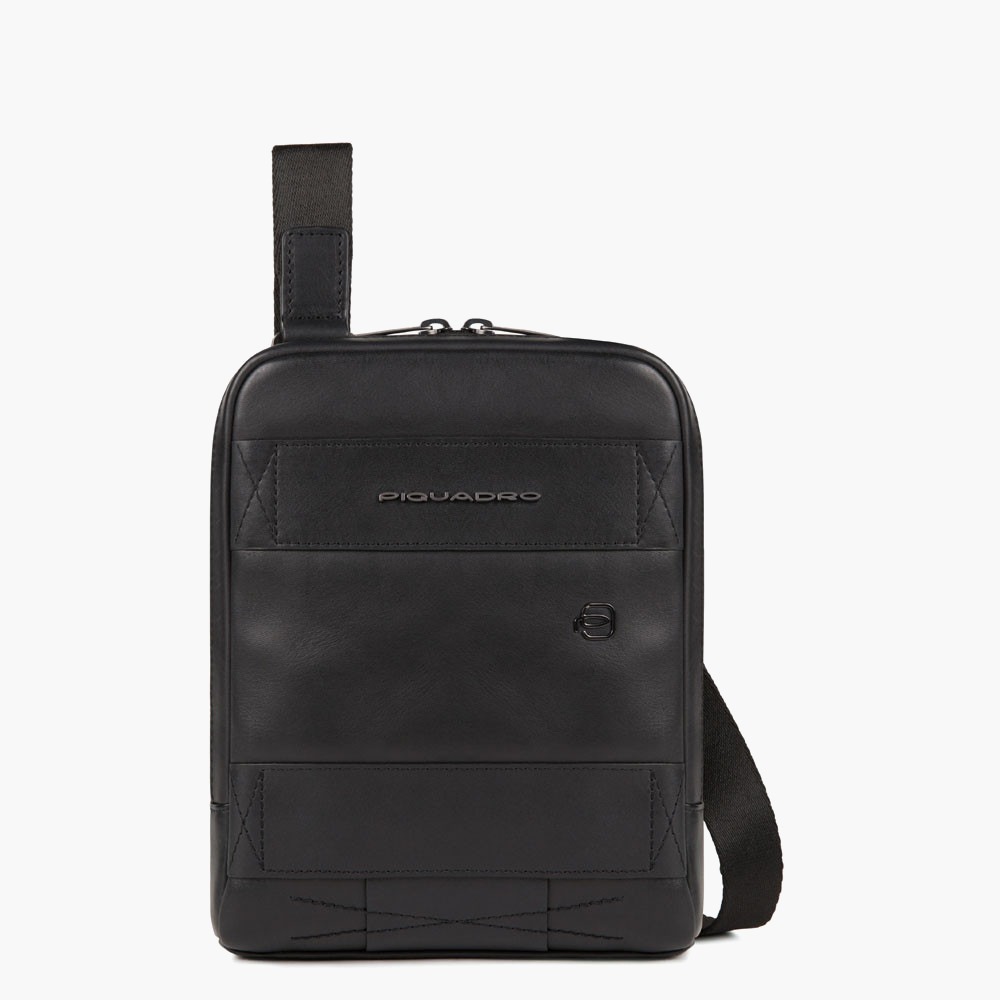 nanito_source_url:https://www.mewse.ro/images/produse/piquadro-obidos-crossbody-bag-black-17-x-22-x-5-00-cm-1678111071.jpg