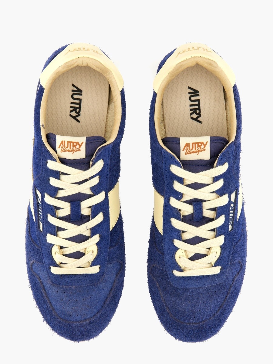 nanito_source_url:https://nokinstyle.com/2387059/windspin-sneaker.jpg
