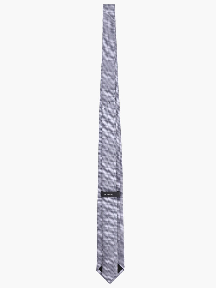 nanito_source_url:https://nokinstyle.com/2342277/silk-tie.jpg