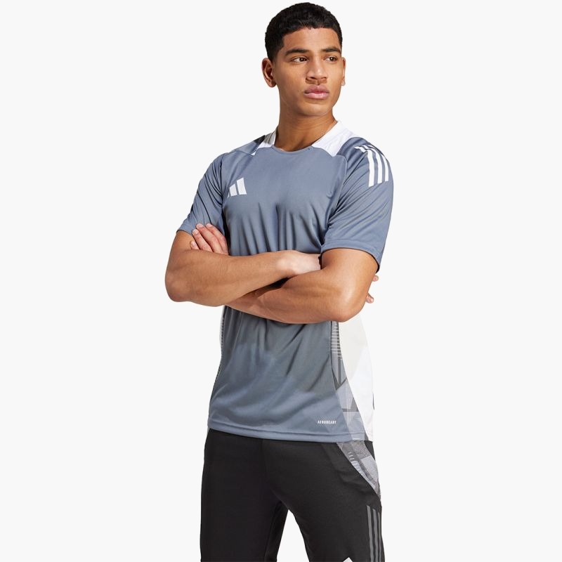 nanito_source_url:https://b2bsportswholesale.net/public/storage/productimages/0e/6e/22/dc/1094133/image/xlarge_clean.jpg