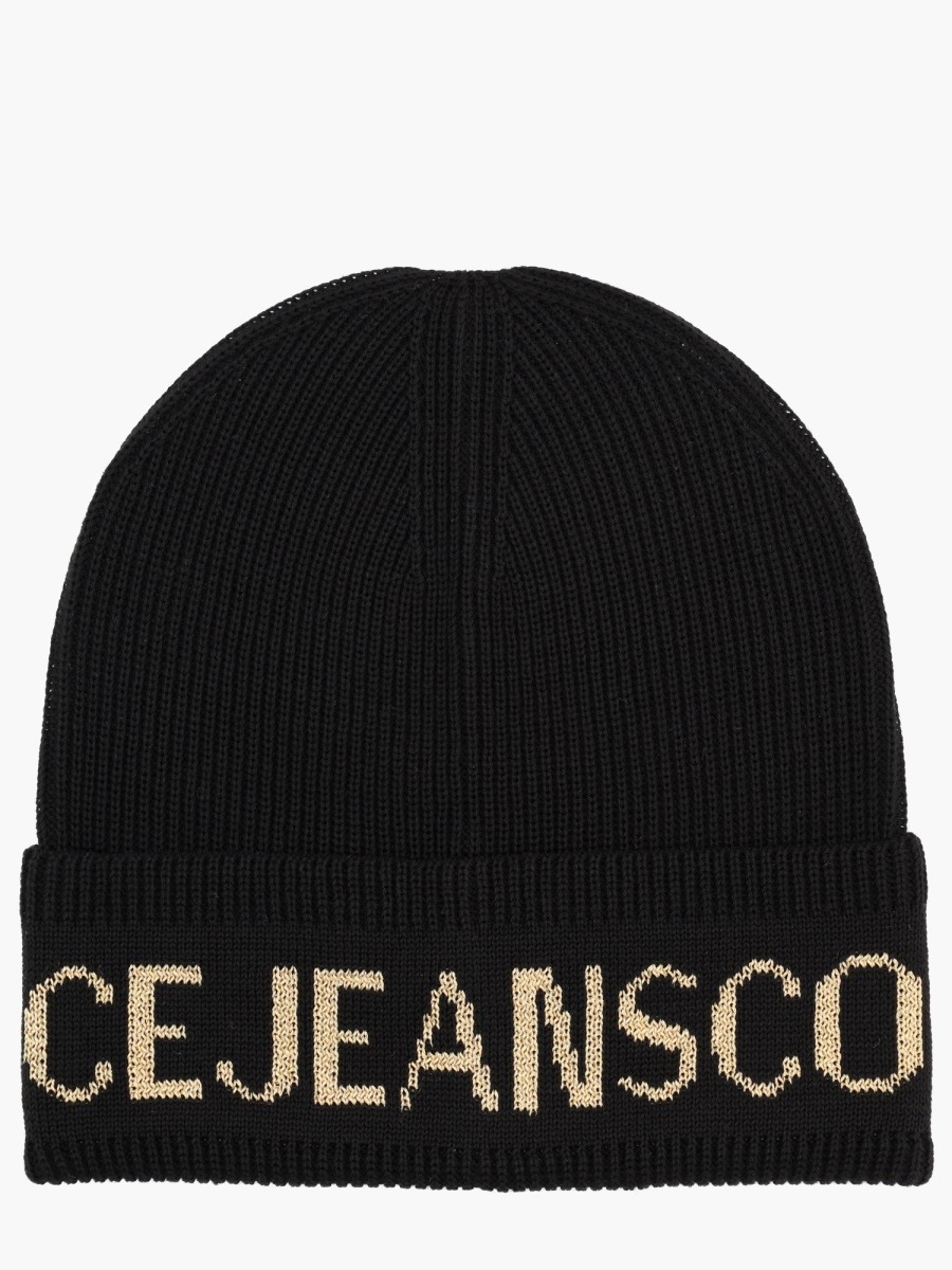 nanito_source_url:https://nokinstyle.com/2372566/wool-and-acrylic-beanie.jpg