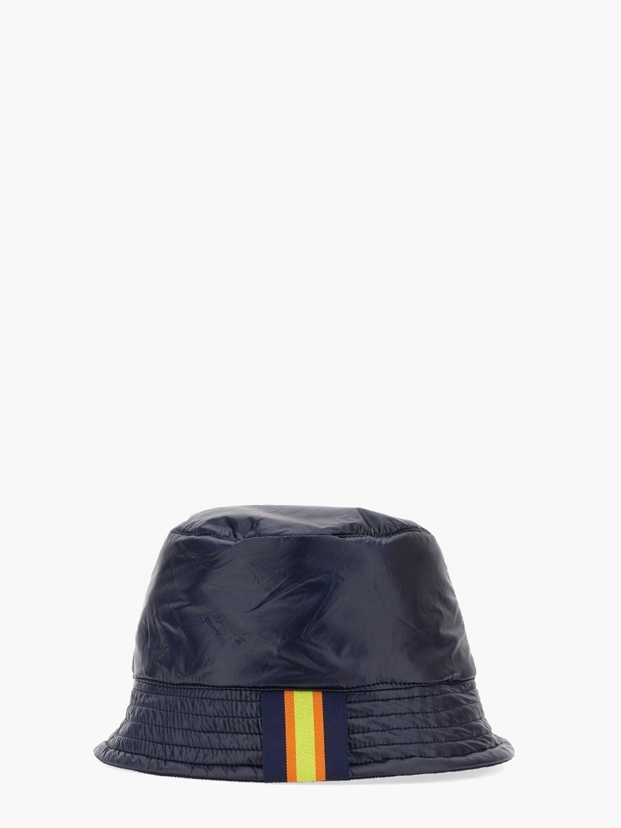 nanito_source_url:https://nokinstyle.com/2353816/pascalle-bucket-hat.jpg