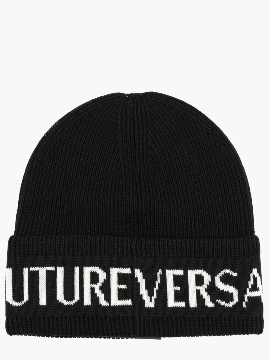 nanito_source_url:https://nokinstyle.com/2366002/wool-and-acrylic-beanie.jpg
