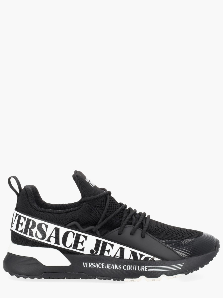 nanito_source_url:https://nokinstyle.com/2332542/sneaker-con-logo.jpg