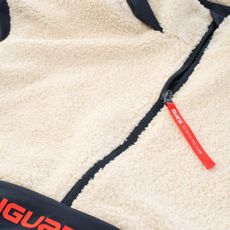nanito_source_url:https://b2bsportswholesale.net/public/storage/productimages/8d/76/4d/00/1661215/image/xlarge_clean.jpg