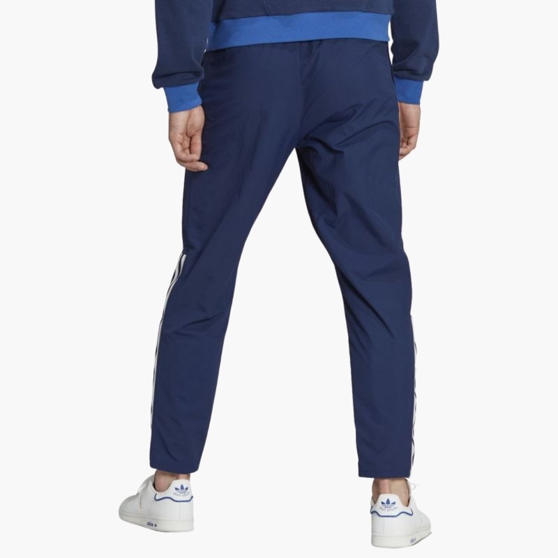 nanito_source_url:https://b2bsportswholesale.net/public/storage/productimages/c9/28/15/d8/1369367/image/xlarge_clean.jpg