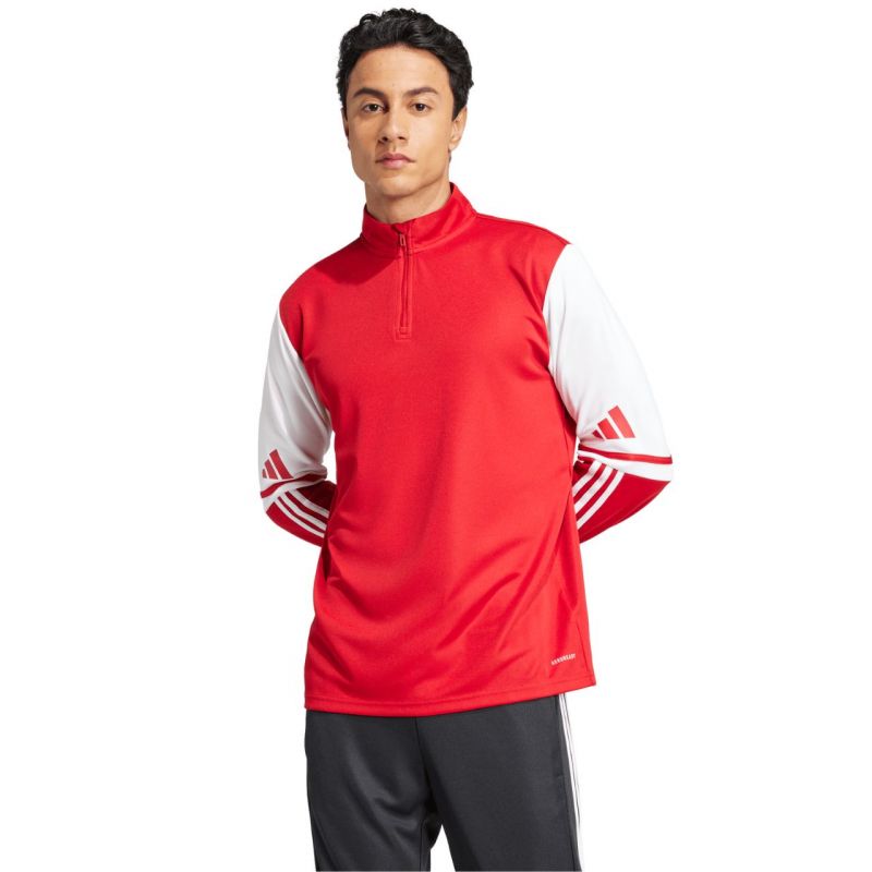 nanito_source_url:https://b2bsportswholesale.net/public/storage/productimages/cc/93/82/58/1397929/image/xlarge_clean.jpg