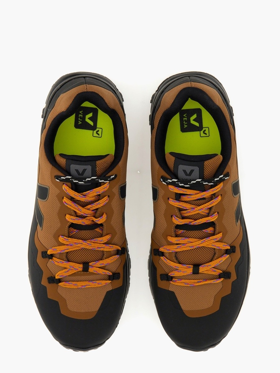 nanito_source_url:https://nokinstyle.com/2348343/fitz-roy-trek-shell-sneaker.jpg