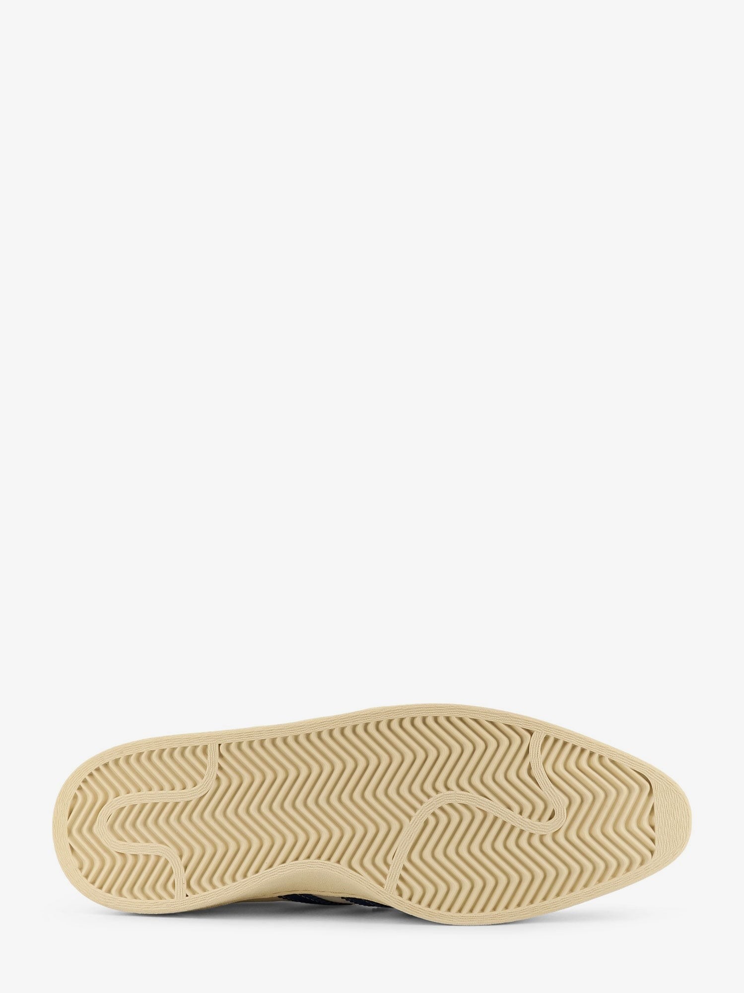 nanito_source_url:https://nokinstyle.com/2409362/chavarria-jabbar-dress-sneakers.jpg