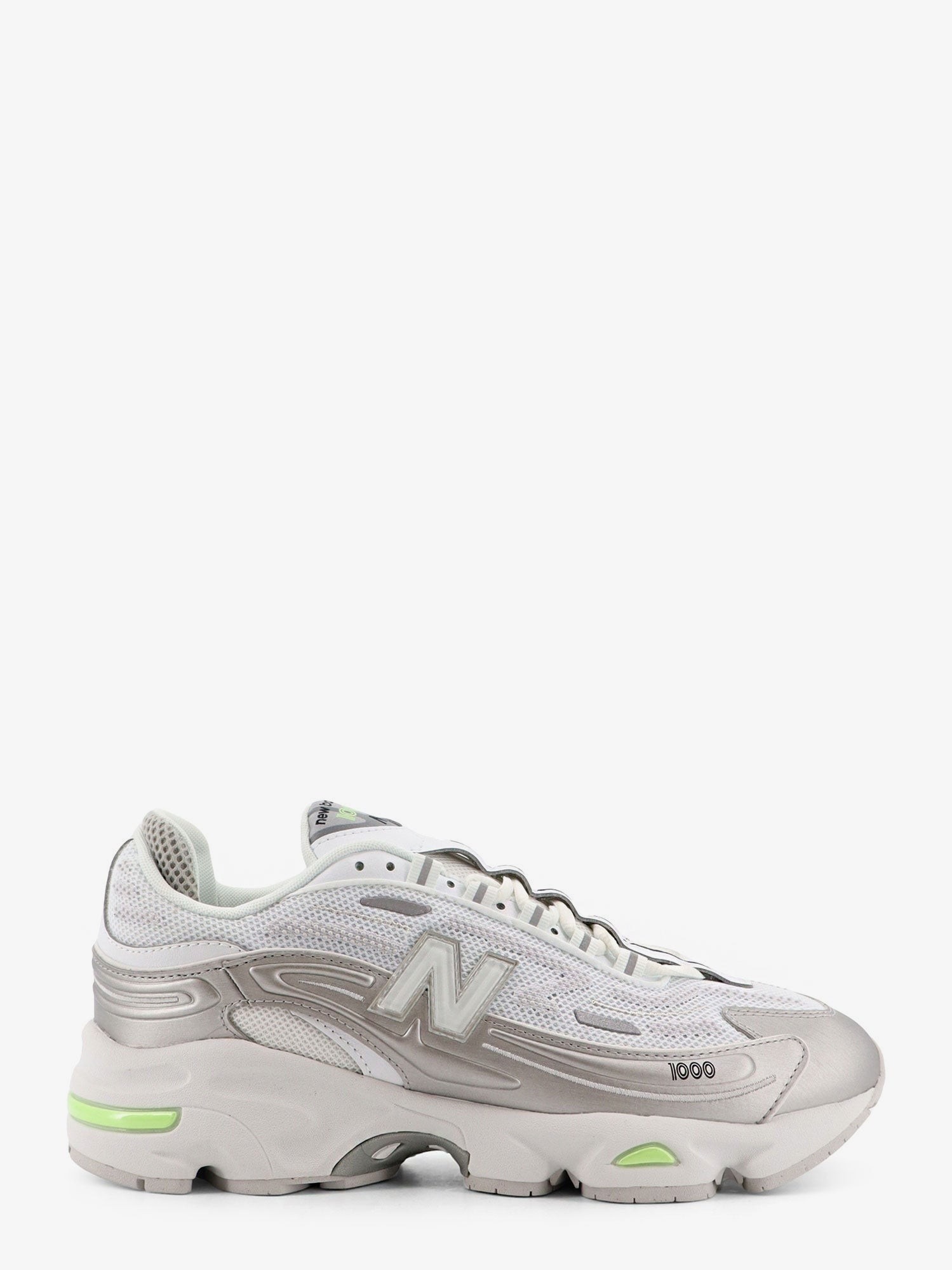 nanito_source_url:https://nokinstyle.com/2399203/1000-mesh-sneakers.jpg
