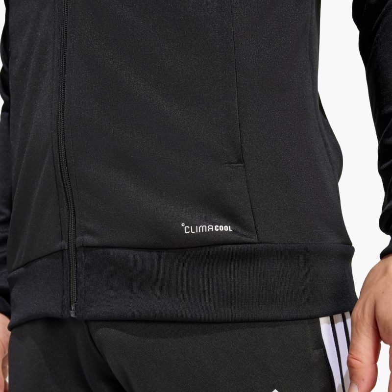 nanito_source_url:https://b2bsportswholesale.net/public/storage/productimages/e4/7f/ca/60/2000807/image/xlarge_clean.jpg