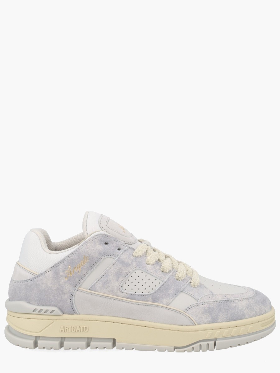 nanito_source_url:https://nokinstyle.com/2329586/sneaker-area-lo.jpg