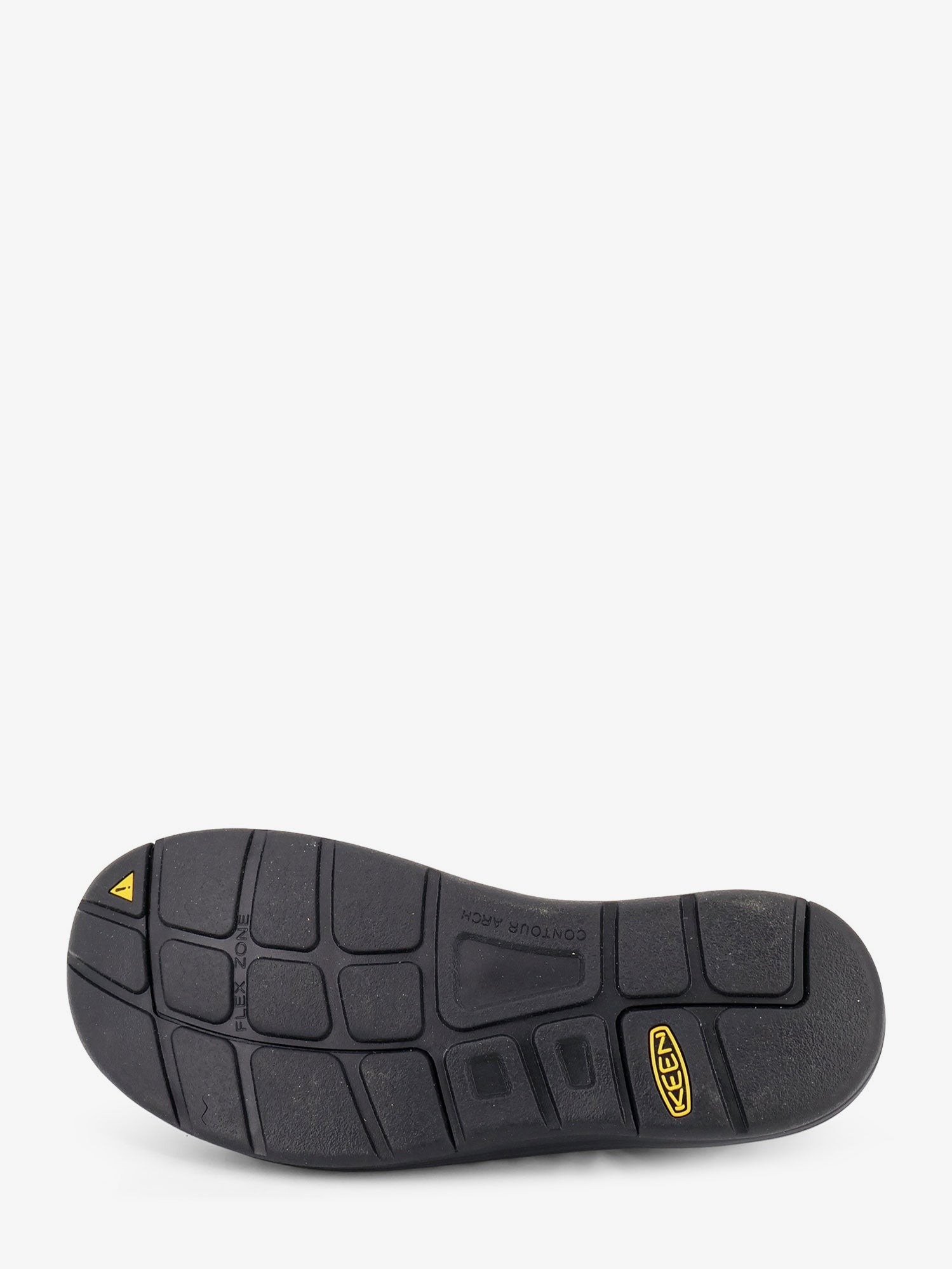 nanito_source_url:https://nokinstyle.com/2440318/uneek-m-woven-fabric-sandals.jpg